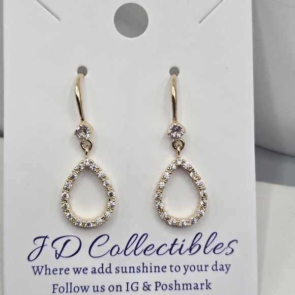 Teardrop Dangle Earrings Made w/ Swarovski Crystals Gold Overlay Hypoallergenic - Picture 2 of 4